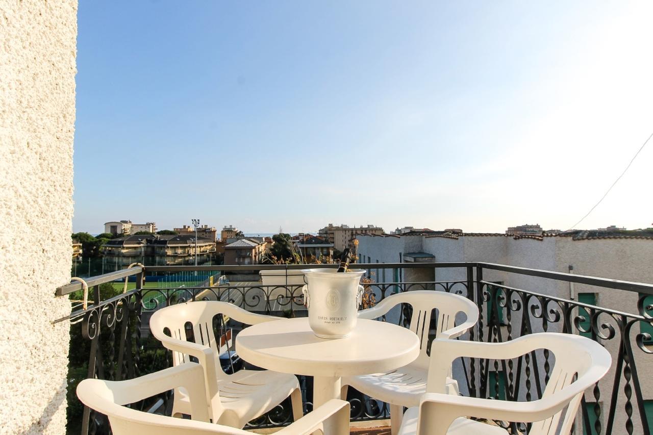Hotel Riviera Pietra Ligure Luaran gambar