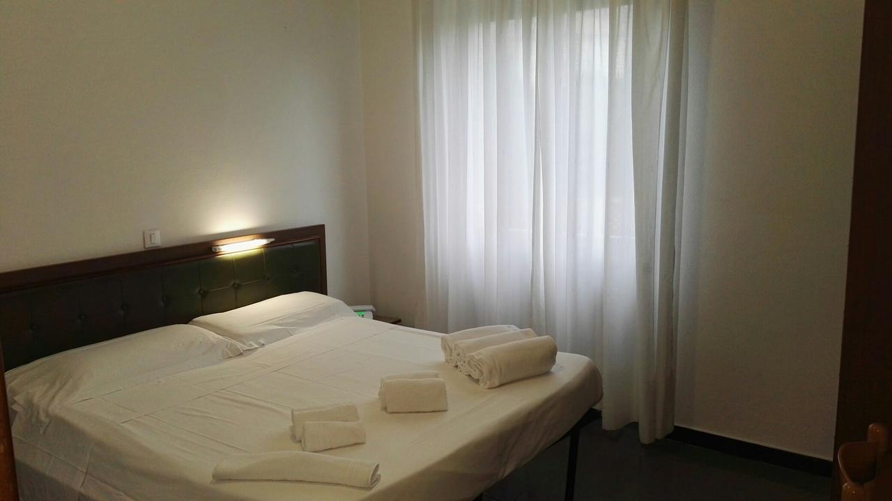 Hotel Riviera Pietra Ligure Luaran gambar