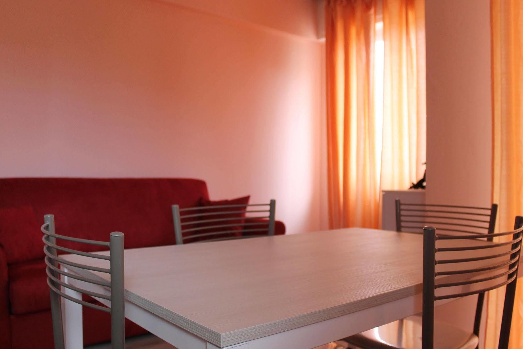 Hotel Riviera Pietra Ligure Luaran gambar